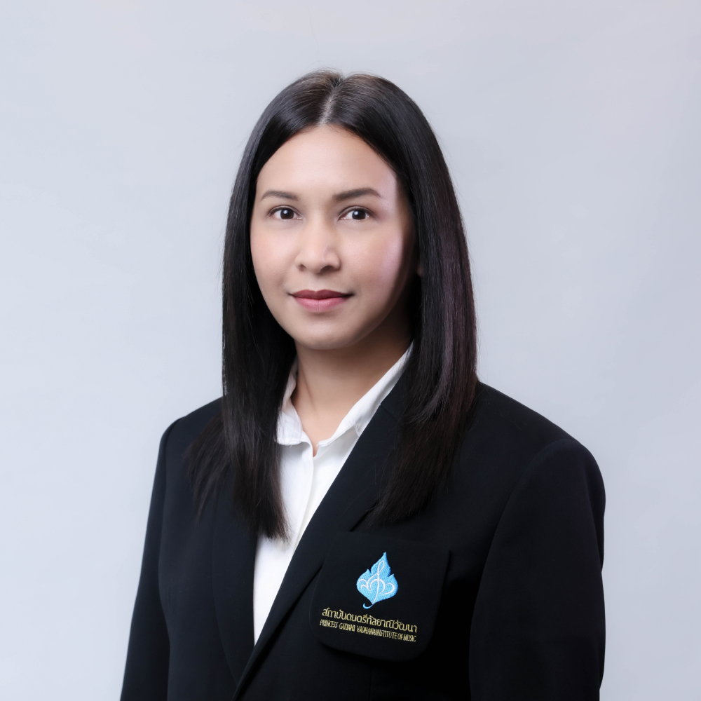 Apinya Chitanont